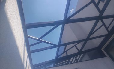 RENTA DE CASA NUEVA MODELO VASARI AUREA TOLUCA