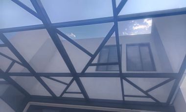 RENTA DE CASA NUEVA MODELO VASARI AUREA TOLUCA