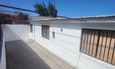Arriendo casa en avenida Bonilla