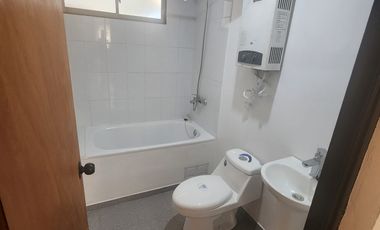 Arriendo casa en avenida Bonilla