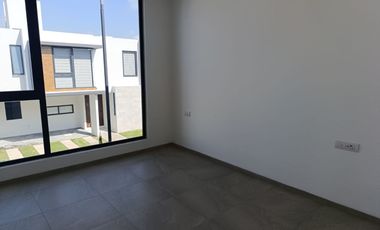 RENTA DE CASA NUEVA MODELO LIPPI AUREA