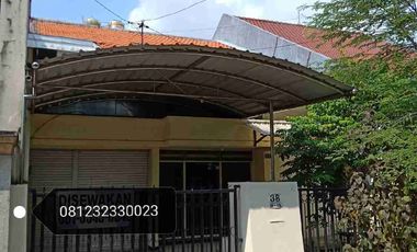 Disewakan Rumah 2 lantai Di Klampis Indah