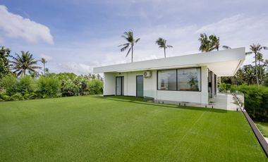 4-Bedroom Villa with Spacious Garden and Mount Agung Vista in Kaba-Kaba