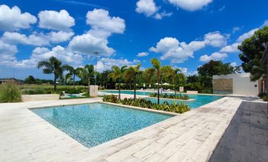 Terreno en venta 576.92 m2, en el Fraccionamiento Provincia, privada en Mérida, Yucatán con campo de golf