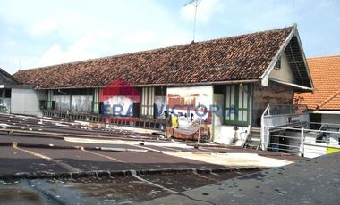 Dijual Ruang Usaha + Ruko + Rumah Tinggal di Payaman Nganjuk Pusat Kota dan Area Bisnis Cocok Untuk Segala Usaha Ex Pabrik Rokok