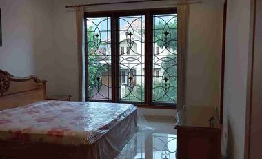 disewakan rumah aesthetic di villa regency Pakuwon indah Surabaya barat