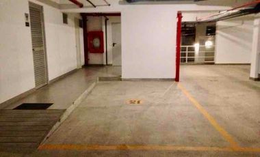 Alquiler en Primer Piso con áreas comunes piscina, sauna