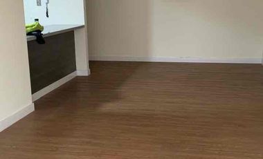 Alquiler en Primer Piso con áreas comunes piscina, sauna