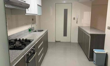 Alquiler en Primer Piso con áreas comunes piscina, sauna