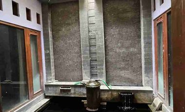 Rumah Mewah 2 Lantai Dijual di Karanganyar Solo