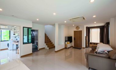 Corner Single House on the Largest Plot in the Project  Mooban Patreeda Avenue 2 (Patreeda Avenue 2), Sam Khok, Pathum Thani  Land size: 118.9 sq.wah