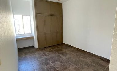 CASA EN VENTA FRACCIONAMIENTO SANTA CLARA