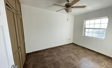 CASA EN VENTA FRACCIONAMIENTO SANTA CLARA