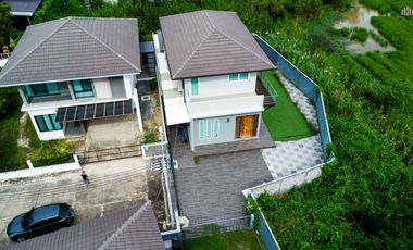 Corner Resort-Style Home – Patreeda Avenue 2, Sam Khok, Pathum Thani  Spacious single-detached–style twin home, fully extended and newly furnished.