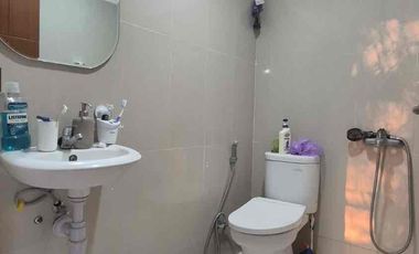 Rumah Cantik 2 Lantai di Cluster Trevista Rempoa Ciputat