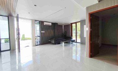 big house with swimming pool for sale in Vista Grande, Cebu