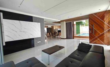 big house with swimming pool for sale in Vista Grande, Cebu