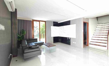 big house with swimming pool for sale in Vista Grande, Cebu