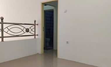 Disewa Rumah 1,5 Lantai Siap Huni Baru Selesai Renovasi Atap Sudah Baja Ringan Citra Garden 5 Kalideres Jakarta Barat