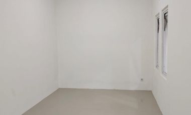Disewa Rumah 1,5 Lantai Siap Huni Baru Selesai Renovasi Atap Sudah Baja Ringan Citra Garden 5 Kalideres Jakarta Barat