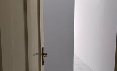 Disewa Rumah 1,5 Lantai Siap Huni Baru Selesai Renovasi Atap Sudah Baja Ringan Citra Garden 5 Kalideres Jakarta Barat