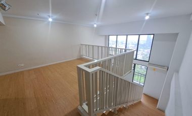 Disewakan ruang kantor di Soho Pancoran tipikal Manhattan Unfurnished - Jakarta Selatan.