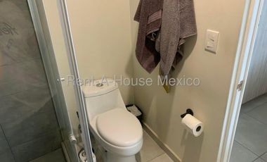 RENTA. El Mirador - Departamento en planta baja de 3 recámaras