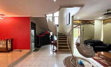 Rumah Dalam Town House Exclusive Dekat MRT Nawi