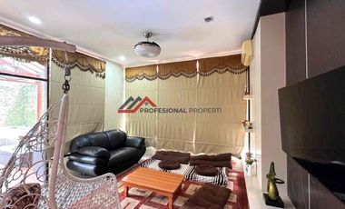 Rumah Dalam Town House Exclusive Dekat MRT Nawi