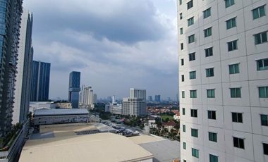 Disewakan Cepat Apartemen Pakuwon Waterlace 3 bedroom unfurnish view pool 30jtan