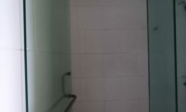 Disewakan Cepat Apartemen Pakuwon Waterlace 3 bedroom unfurnish view pool 30jtan