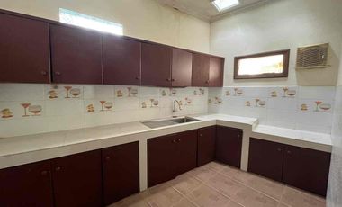 Disewakan Rumah Mewah jalan Hang jebat Kambang Iwak