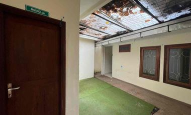 Disewakan Rumah Mewah jalan Hang jebat Kambang Iwak