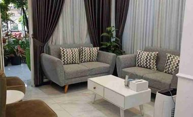 Waru Sidoarjo | Jual Rumah Hook Pojok Mewah Semi Furnished 370m² Deltasari Baru Indah Ngingas Juanda