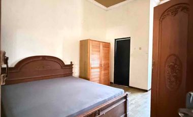 Disewakan Rumah Luas Nol Jalan Daerah Pondok Jati dekat Citra Garden Pondok Mutiara