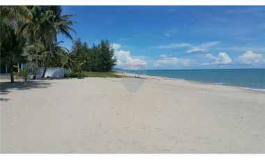 Stunning Absolute Beachfront villa for sale in Tha Sala, Nakhon Si Thammarat