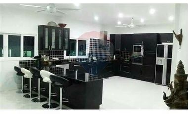 Stunning Absolute Beachfront villa for sale in Tha Sala, Nakhon Si Thammarat