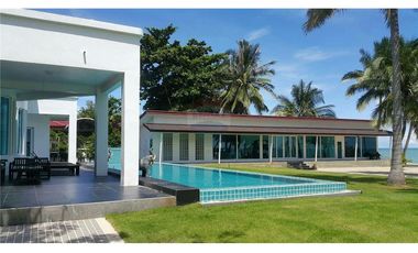 Stunning Absolute Beachfront villa for sale in Tha Sala, Nakhon Si Thammarat