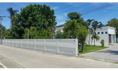 Stunning Absolute Beachfront villa for sale in Tha Sala, Nakhon Si Thammarat