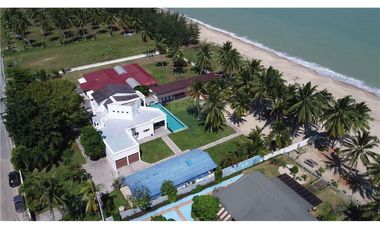 Stunning Absolute Beachfront villa for sale in Tha Sala, Nakhon Si Thammarat