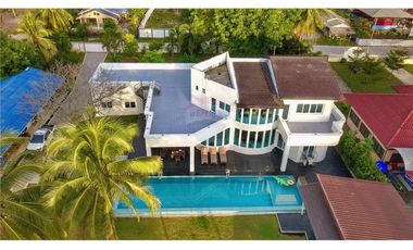 Stunning Absolute Beachfront villa for sale in Tha Sala, Nakhon Si Thammarat
