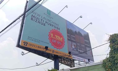 Ruko Multiguna Cocok untuk Gudang, BIZHUB RIVERDALE Lokasi strategis
