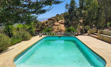 Leon Propiedades arrienda casa amoblada en sector Lo Águila, Curacaví.