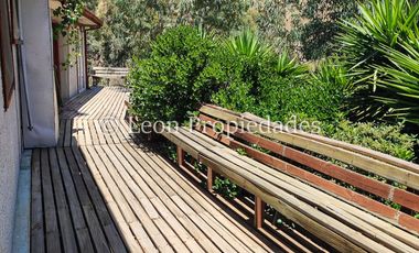 Leon Propiedades arrienda casa amoblada en sector Lo Águila, Curacaví.