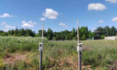 Lote urbano con luz y agua