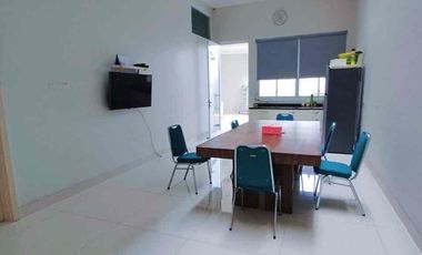 Rumah Mewah 2 Lt Tengah Kota Strategis