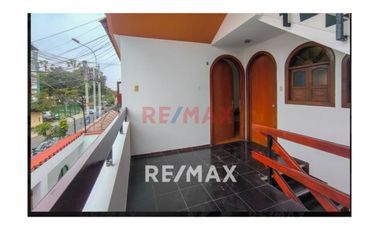 OPORTUNIDAD SE VENDEN 2 CASAS EN UNA CON 6 DEPARTAMENTOS