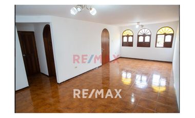 OPORTUNIDAD SE VENDEN 2 CASAS EN UNA CON 6 DEPARTAMENTOS