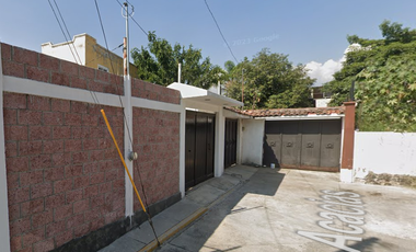 CASA DE RECUPERACIÓN BANCARIA EN CALLE ACACIAS, COL. BUGAMBILIAS, JIUTEPEC, MORELOS. ¡NO SE ACEPTAN CRFÉDITOS!