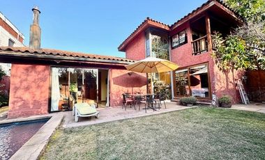 CASA VENTA Jardin Piscina 5D4B 2E +S Dominicos, Las condes